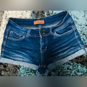 Cute wax Jean shorts